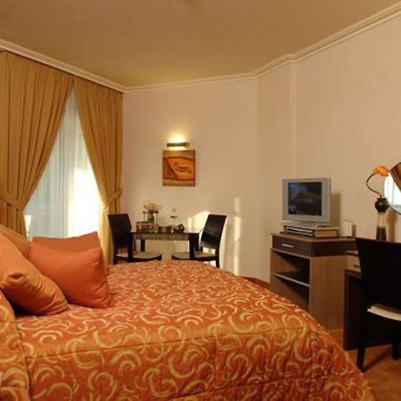 Regency Palace Hotel Jounieh Εξωτερικό φωτογραφία