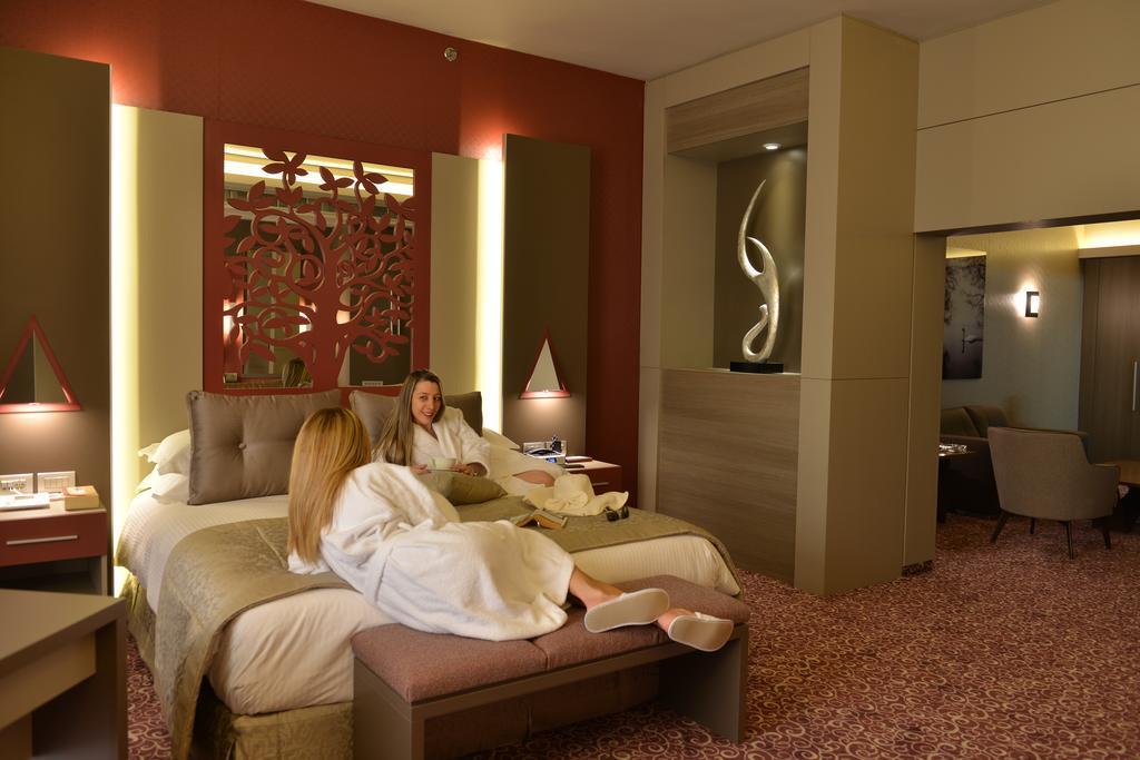 Regency Palace Hotel Jounieh Εξωτερικό φωτογραφία