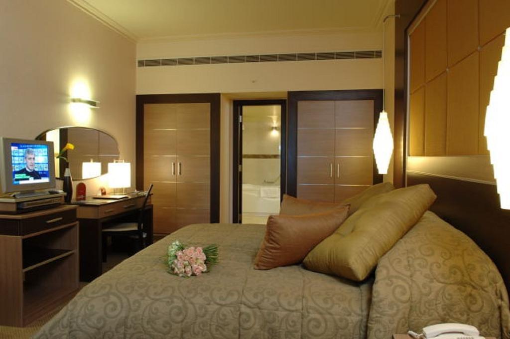 Regency Palace Hotel Jounieh Εξωτερικό φωτογραφία