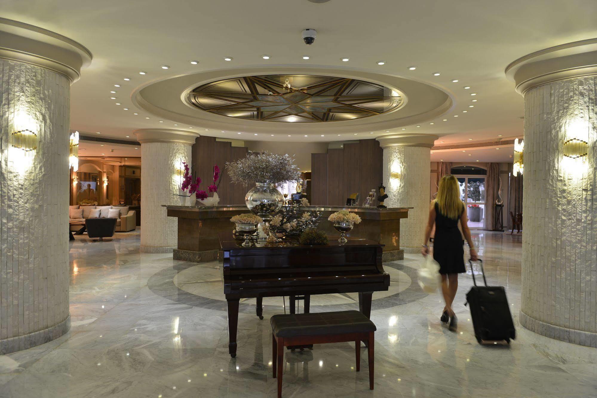 Regency Palace Hotel Jounieh Εξωτερικό φωτογραφία